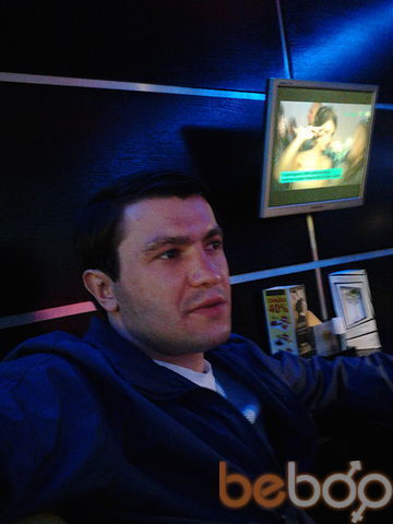  ,   Niko, 44 ,   