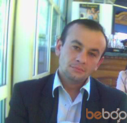  ,   Leon, 46 ,   