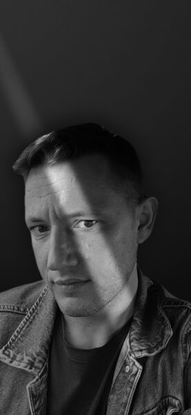  ,   Maxim, 44 ,   