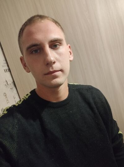  ,   Mikhail, 22 ,   ,   