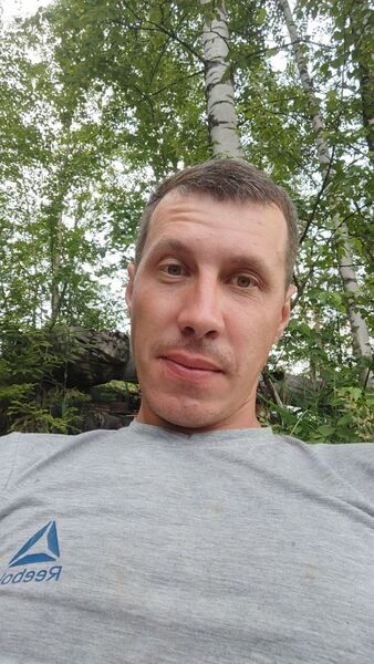  ,   Maxim, 37 ,   ,   
