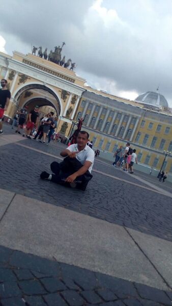  ,   Sherxan, 33 ,     , c 