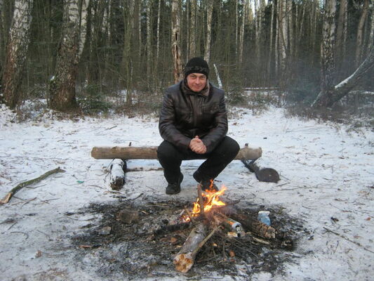  ,   Albert, 42 ,   ,   , c 