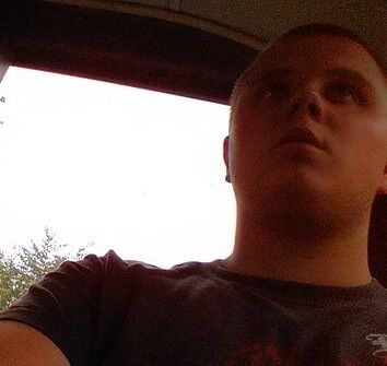  ,   Roland, 28 ,   ,   , c 