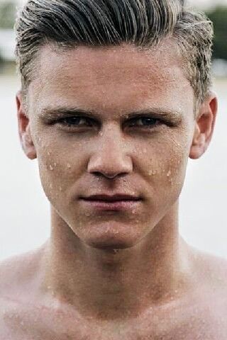  ,   Geniy, 49 ,   ,   , c 