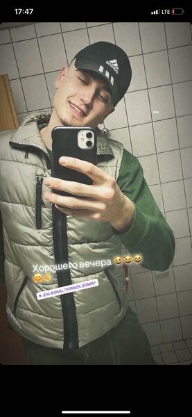  ,   Denis, 25 ,   ,   