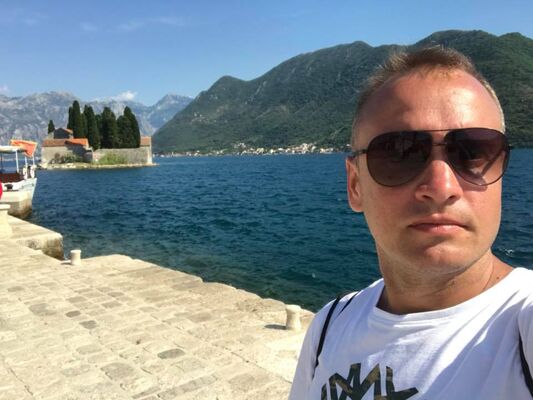  ,   Pavel, 38 ,   ,   