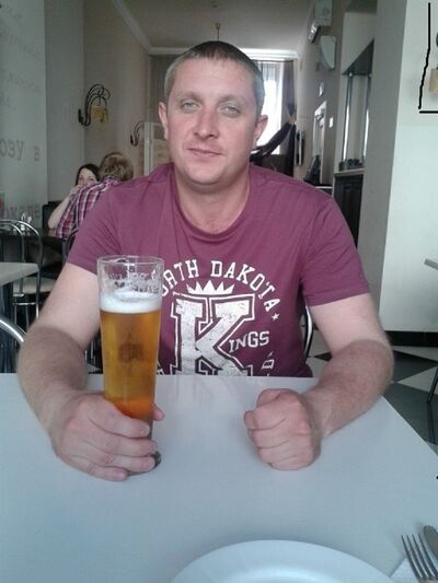  ,   Frank, 43 ,   