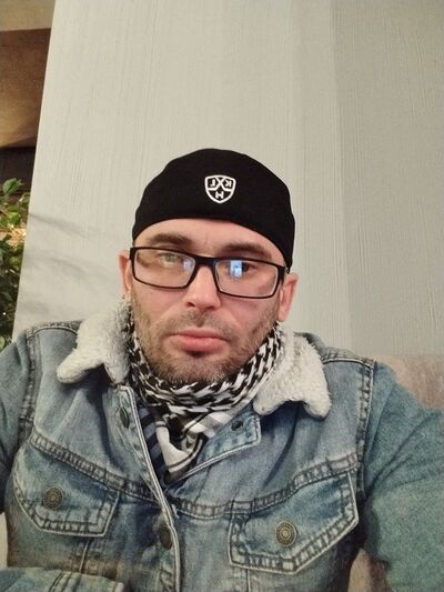  ,   NIKO, 42 ,   ,   , c 