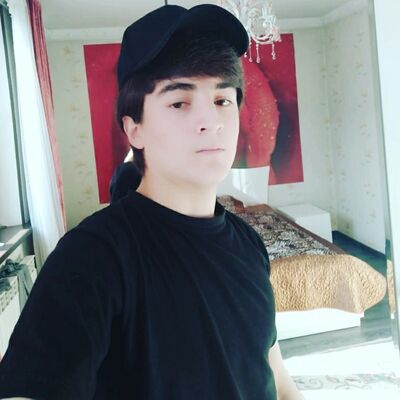  ,   Maks, 22 ,     , c 