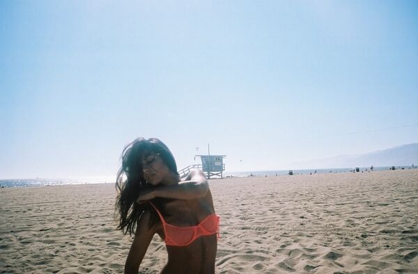  ,   Larisa, 37 ,   ,   , c 