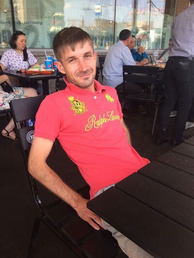  ,   Denis, 38 ,   