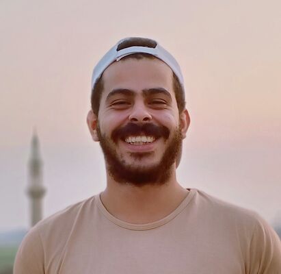 ,   Ashraf, 32 ,     , c 