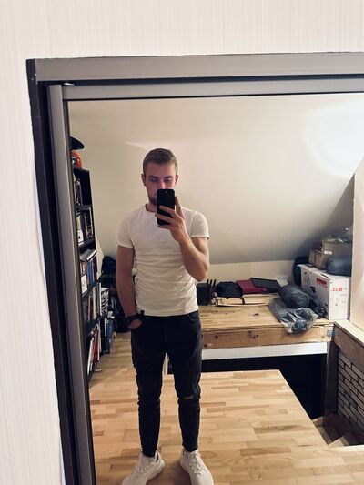  ,   Pavlo, 25 ,   ,   , c 