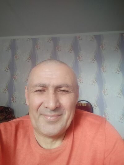  ,   Gagik, 61 ,   ,   , c 