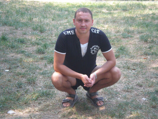  ,   Aleksandr, 44 ,   , 