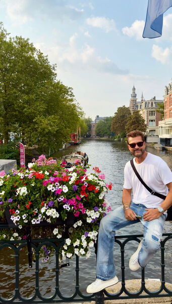  ,   Bill rowland, 42 ,     , c , 