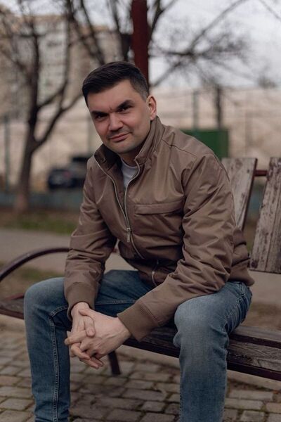  ,   Dr MONK, 41 ,   ,   , c 