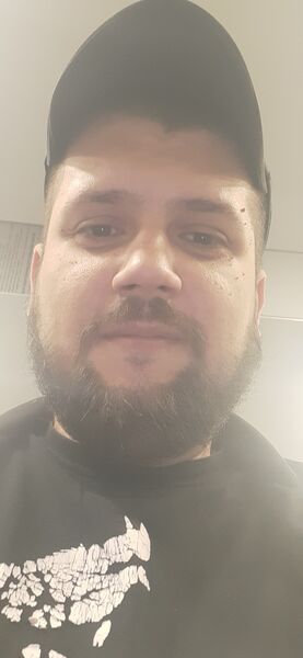  ,   Sasha, 32 ,   ,   