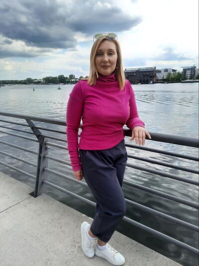  ,   Elena, 46 ,   ,   , c 