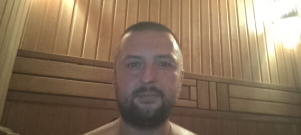  ,   Anton, 39 ,   ,   