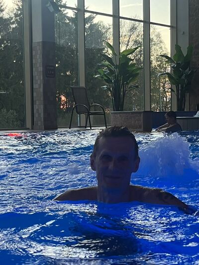  ,   Anatoly, 51 ,   ,   , c , 