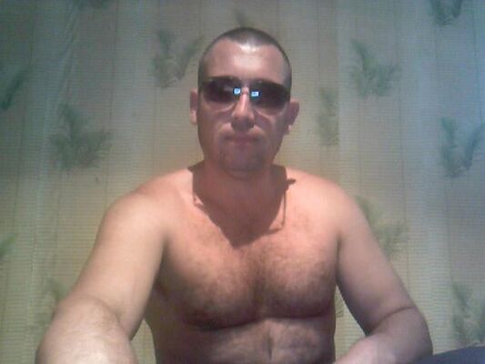   ,   Max, 46 ,   