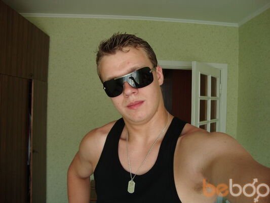  ,   Artyom, 36 ,  