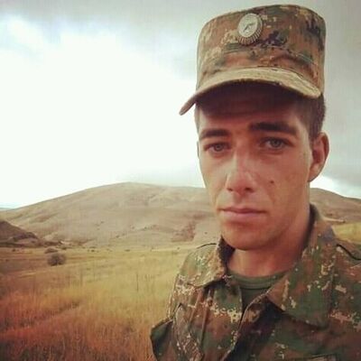  ,   Aram, 27 ,  