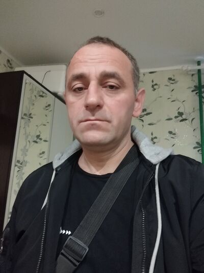  ,   Ruslan, 40 ,   ,   , c , 