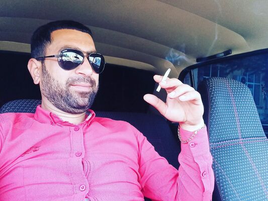  ,   Elmeddin, 32 ,   ,   