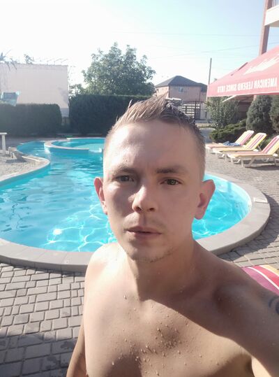  ,   Vlad, 30 ,  