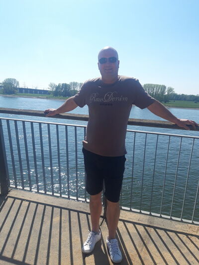  Duisburg,   , 48 ,   