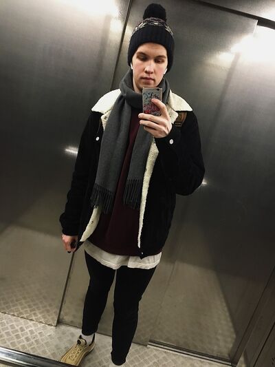  -,   , 27 ,   