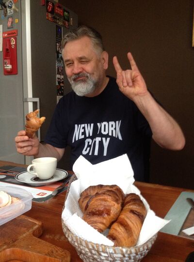  ,   Serguej, 62 ,  
