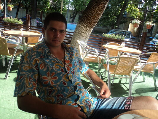  ,   Alex, 38 ,   