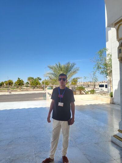  ,   Bek, 35 ,   ,   , c , 