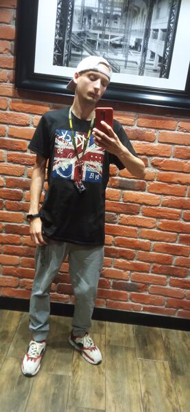  ,    Twiceaa, 32 ,   ,   , c 