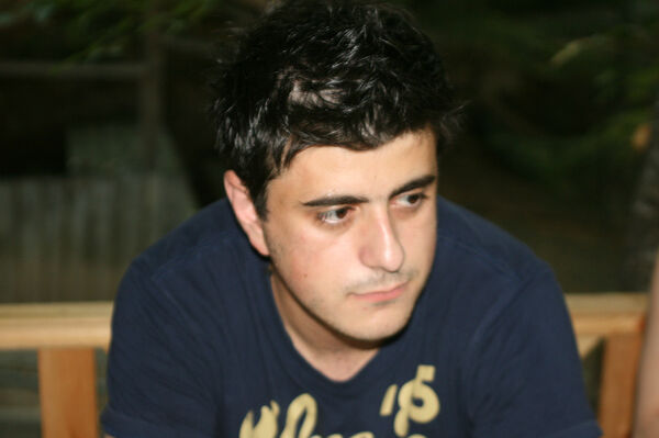  ,   Giji, 39 ,   