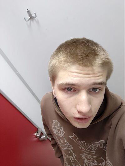  ,   Matvey, 19 ,   ,   