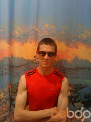  1366830  John, 39 ,    