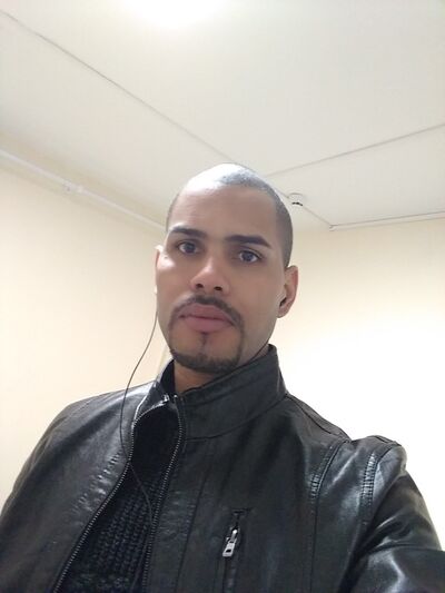  ,   Leandro, 34 ,   c 