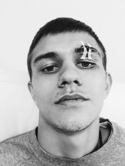  ,   Vadim, 27 ,   