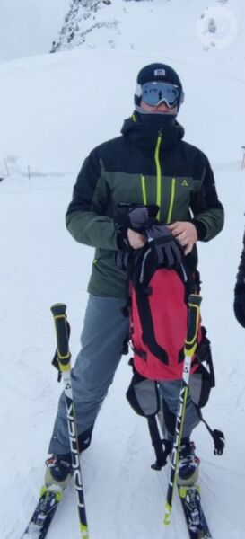  ,   Igor, 35 ,   ,   , c 