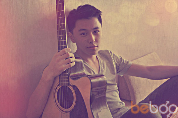  ,   Romantic, 32 ,   