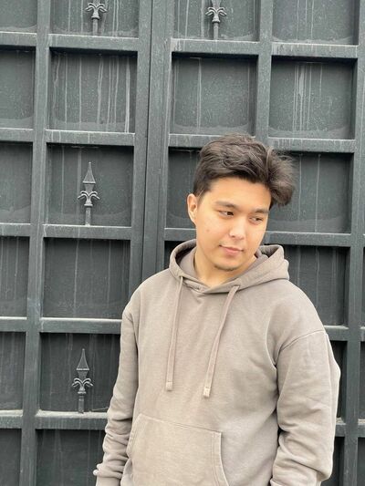  ,   Vlad, 28 ,   ,   