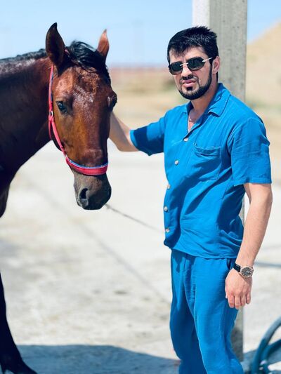  ,   Sadam, 35 ,   ,   