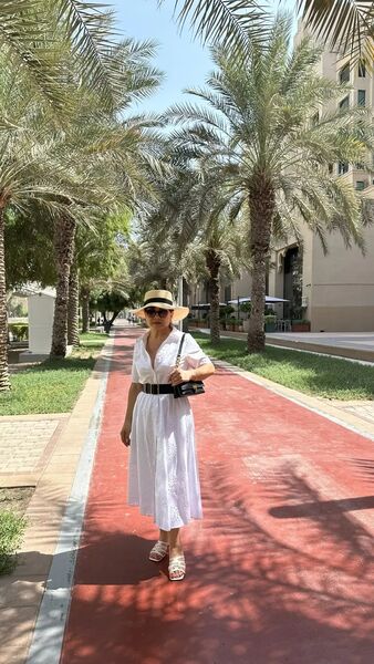  ,   Natalya, 60 ,   c 