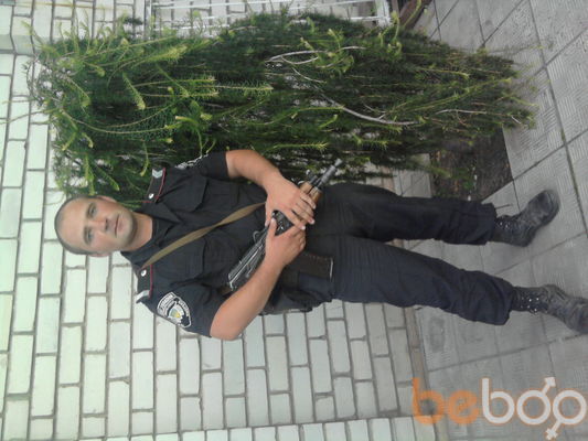  ,   Ura, 40 ,     , c 