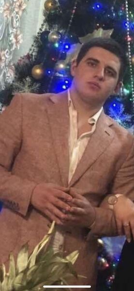  ,   Levon, 25 ,   ,   